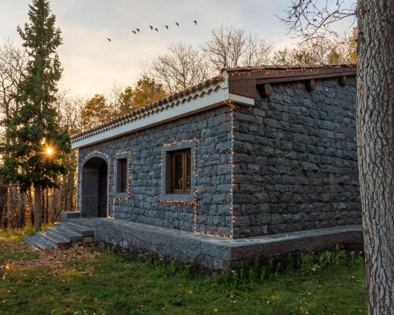 Matilde'S Chalet Etna Nature House Nicolosi Exterior photo